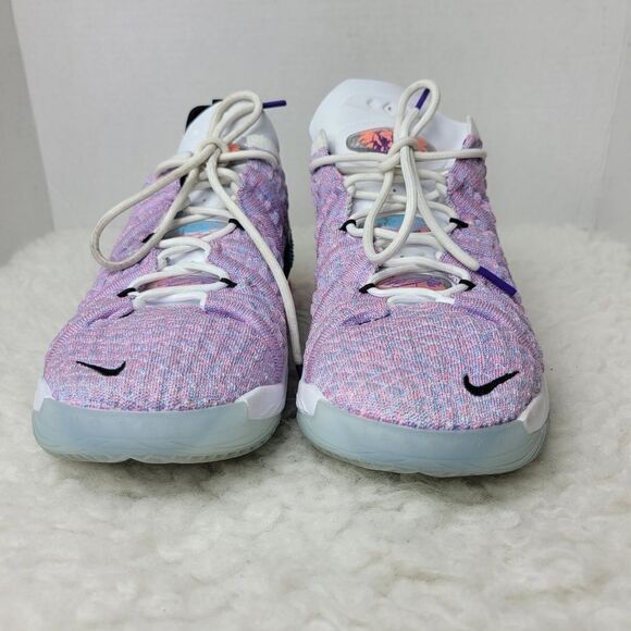 Nike Lebron James XVIII GS Basketball Mens Shoes Size 7 Multi-Color CW2760-900 - Picture 2 of 11